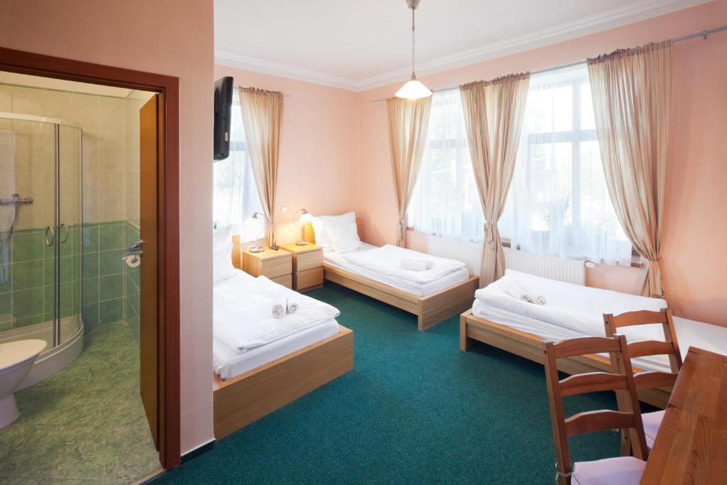 Pytloun Self Check-In Hotel Liberec Szoba fotó